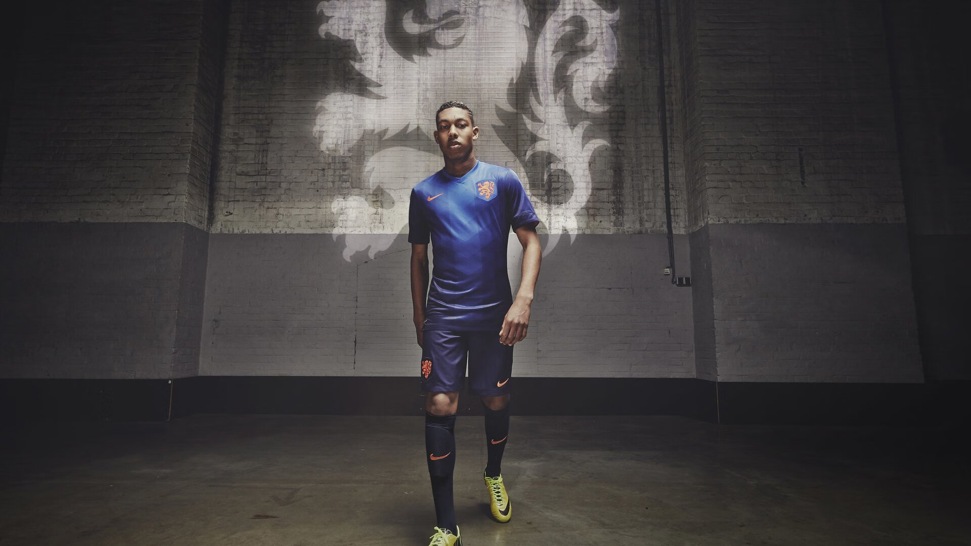 孤胆英雄难敌团队风暴，阿圭罗扛起全队之夜，加拿大末节带走乌拉圭